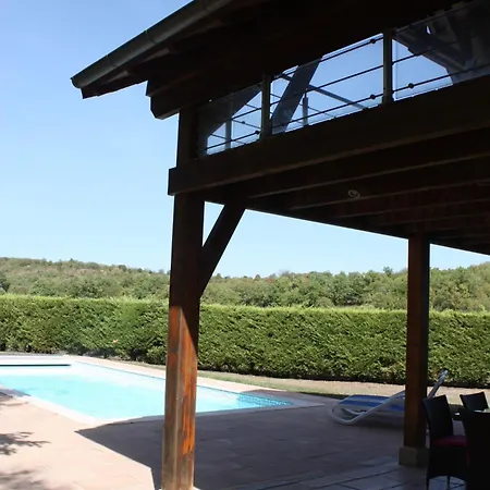 Bergerie - Piscine Privee بيت للعطل *
